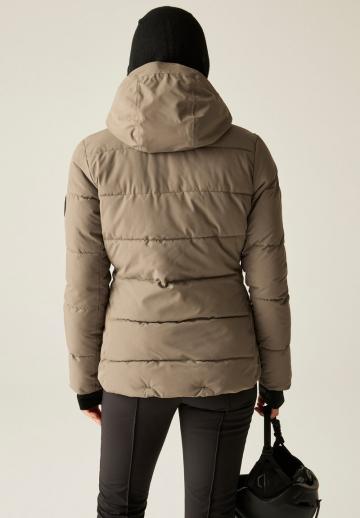 Спортивная куртка