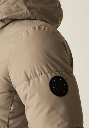 Спортивная куртка