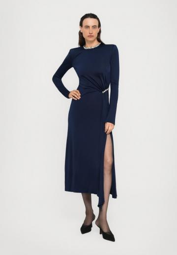 Коктейльное платье