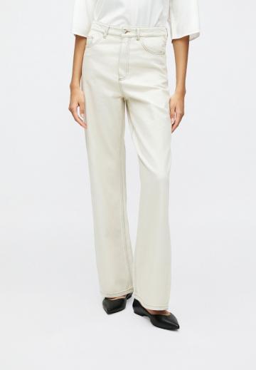 Свободные джинсы