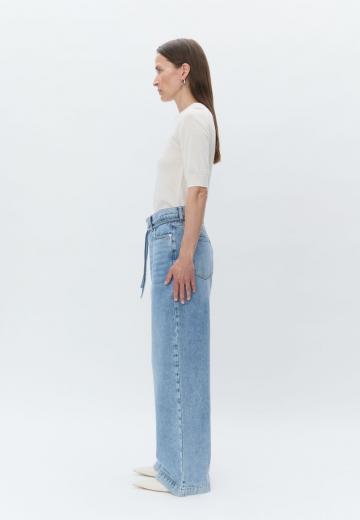 Свободные джинсы