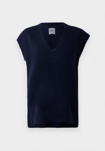 Длинный жилет