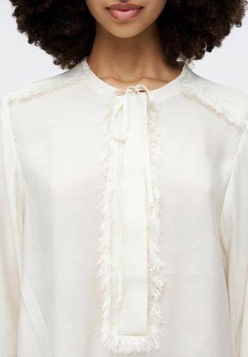 Атласная блузка