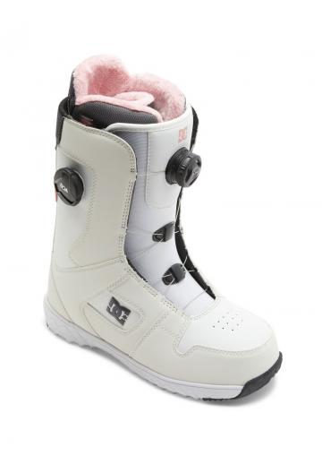 Спортивные сапоги