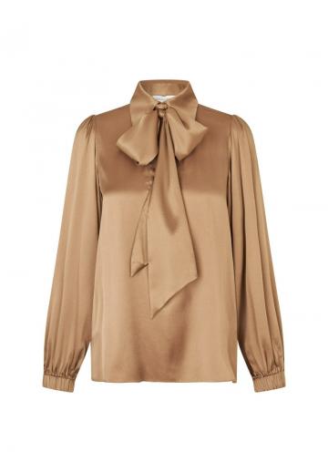 Шелковая блузка