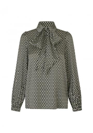 Шелковая блузка
