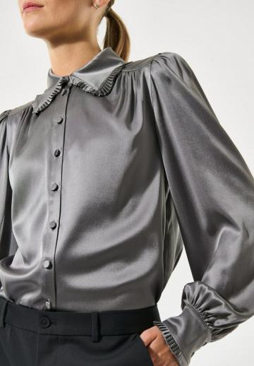 Шелковая блузка