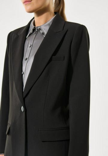 Короткое пальто