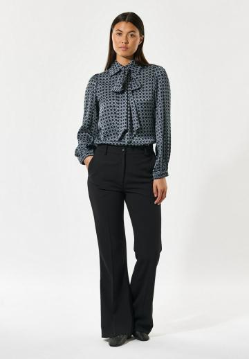Шелковая блузка