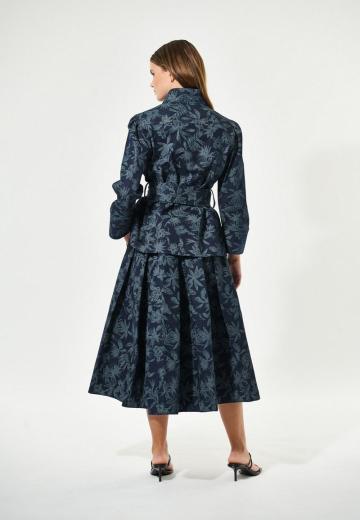 Короткое пальто