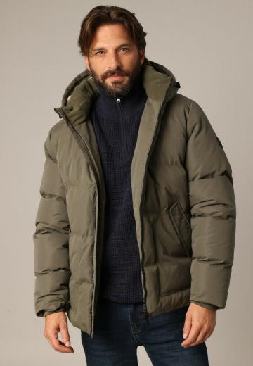 Зимняя куртка