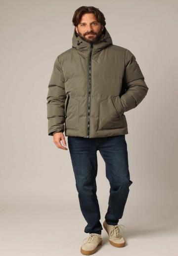 Зимняя куртка