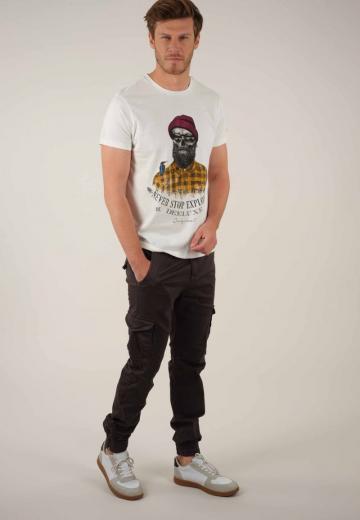 Брюки с накладными карманами