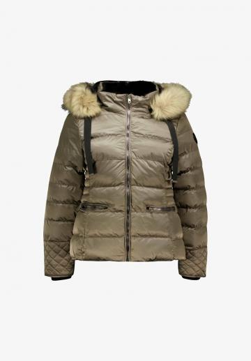 Зимняя куртка