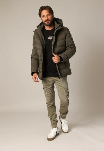 Зимняя куртка