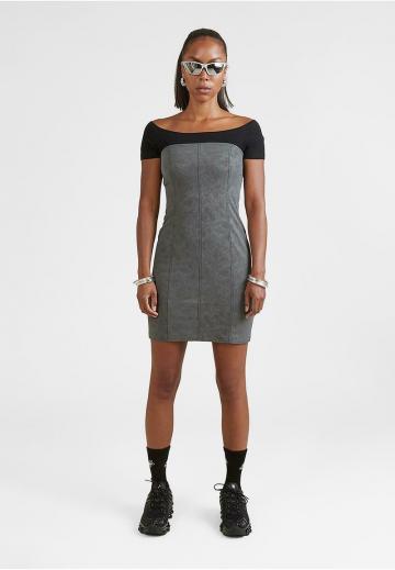 Платье без бретелек