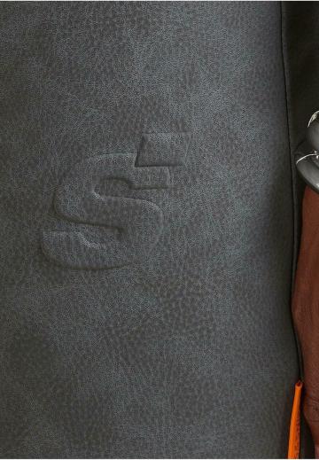 Платье без бретелек