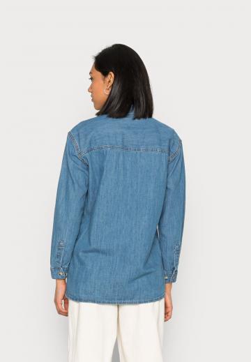 Джинсовая блузка