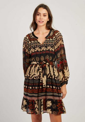 Короткое платье