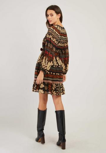 Короткое платье