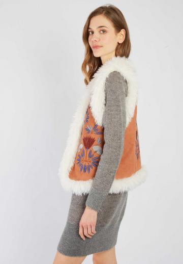 Пуховой жилет