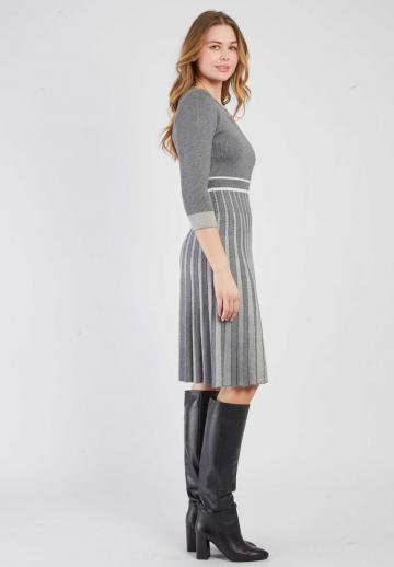 Вязаное платье