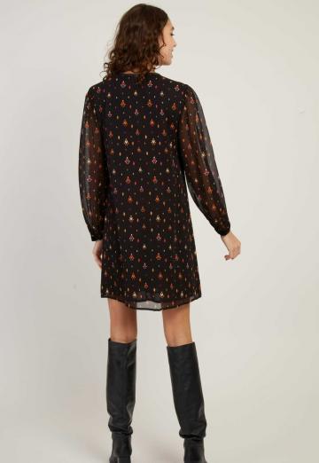 Короткое платье