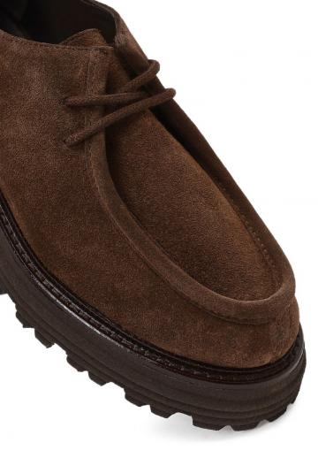 Туфли на шнуровке