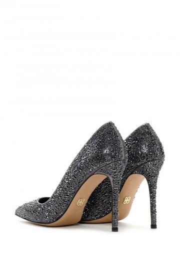 Туфли на высоком каблуке