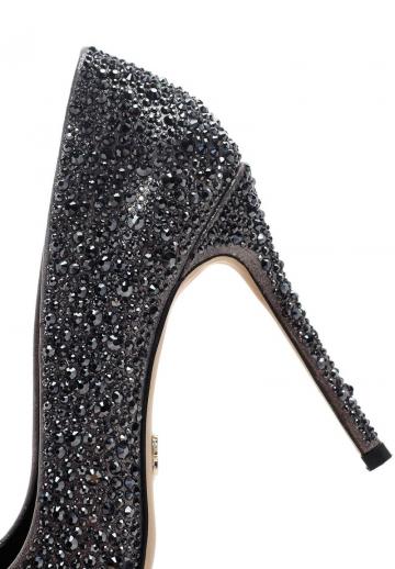 Туфли на высоком каблуке