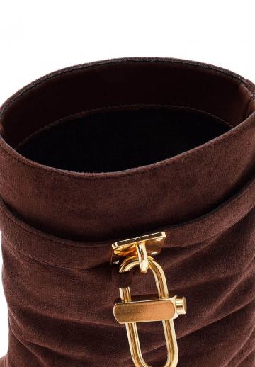 Сапожки на танкетке