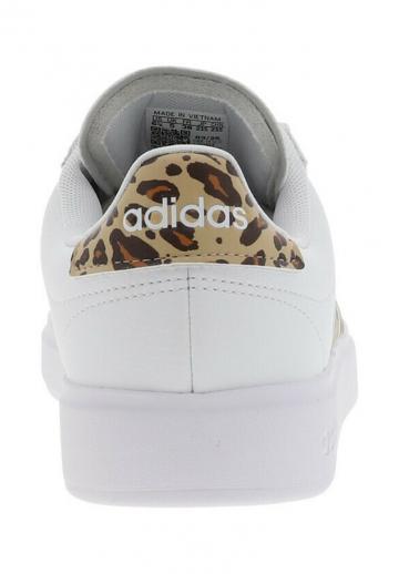 Теннисные кроссовки