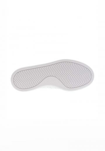 Теннисные кроссовки