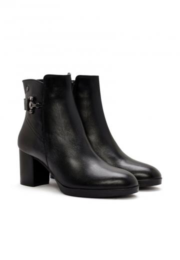 Полусапожки на платформе