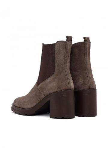 Полусапожки на платформе