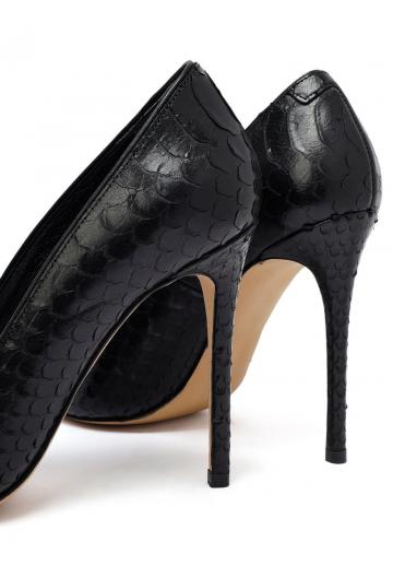 Туфли на высоком каблуке