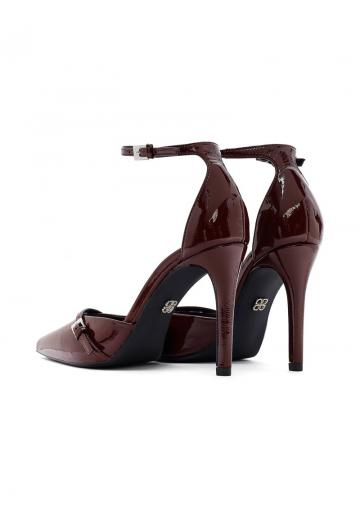 Туфли с ремешком