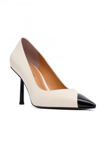 Туфли на высоком каблуке