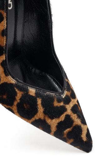 Туфли на высоком каблуке