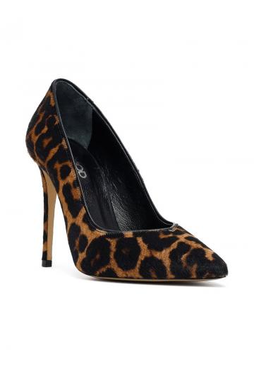 Туфли на высоком каблуке