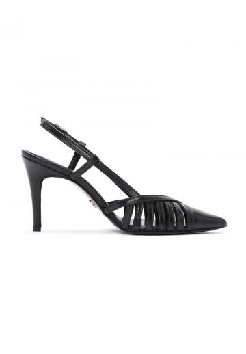 Туфли с ремешком