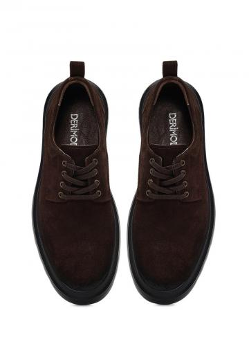 Ботинки на шнуровке