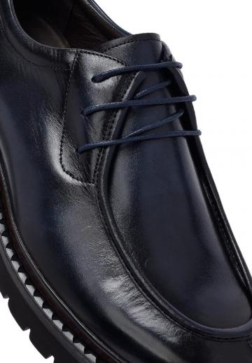 Ботинки на шнуровке