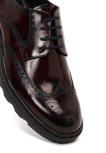 Ботинки на шнуровке