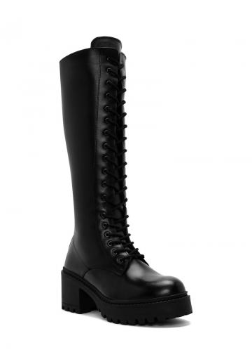 Сапоги на шнуровке