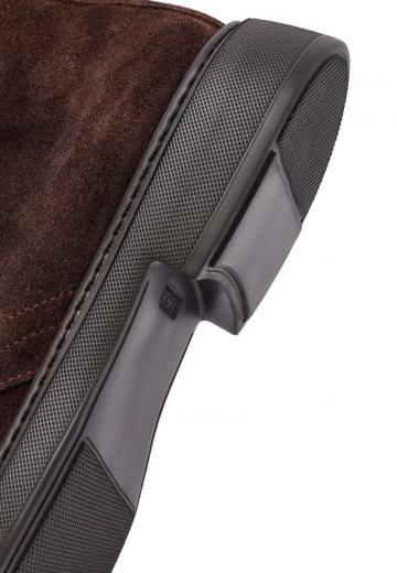 Ботинки на шнуровке