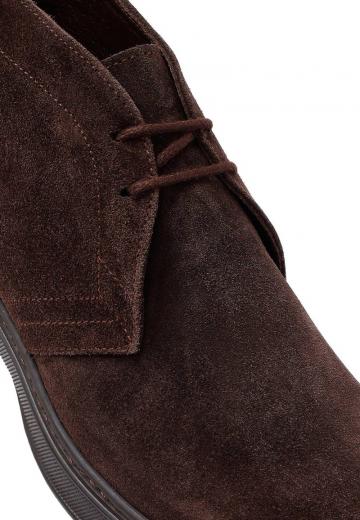 Ботинки на шнуровке