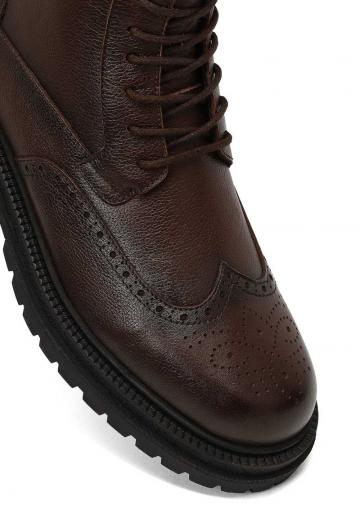 Ботинки на шнуровке