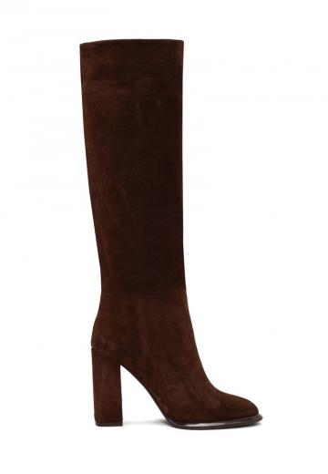 Высокие сапоги