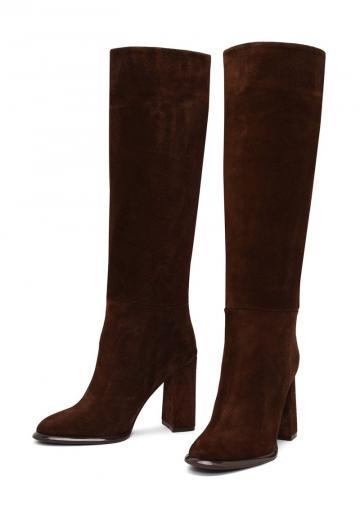 Высокие сапоги